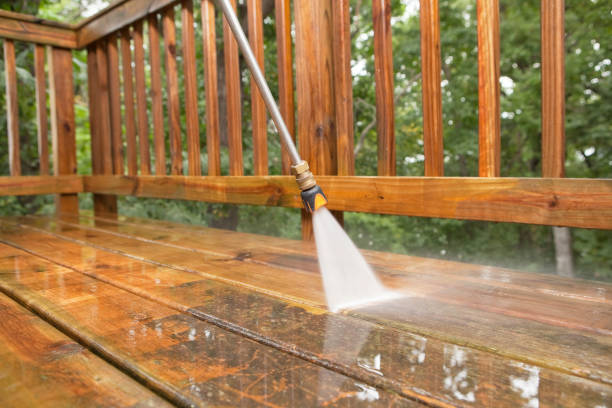 Best Pool Deck Cleaning  in Kings Grant, NC